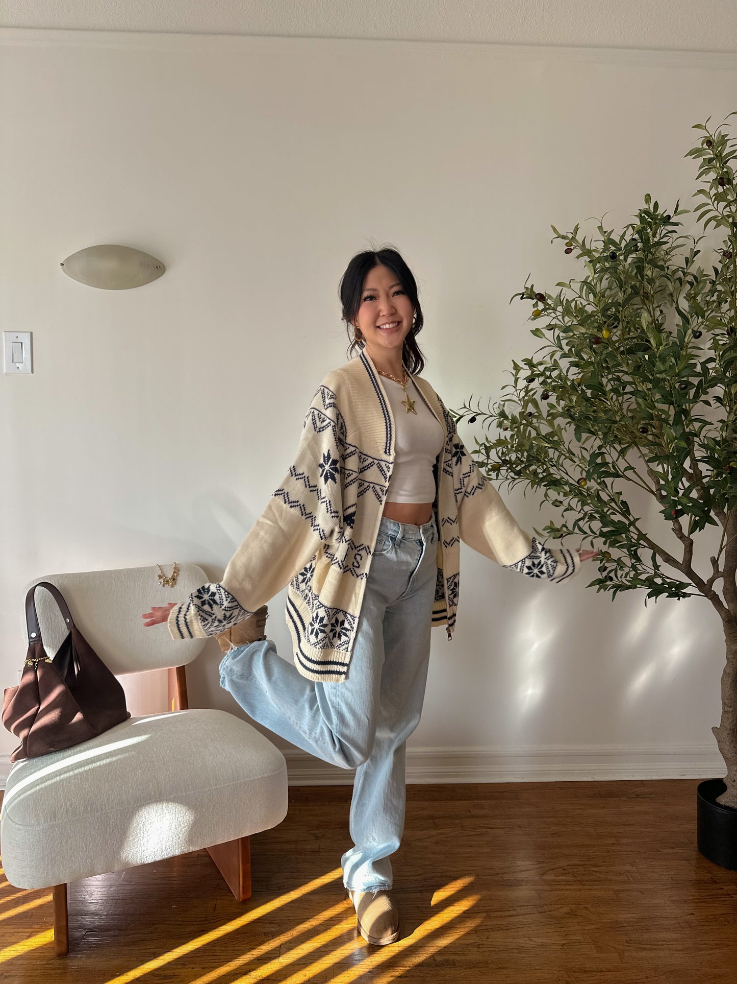 Leah Snowflake Zip Up